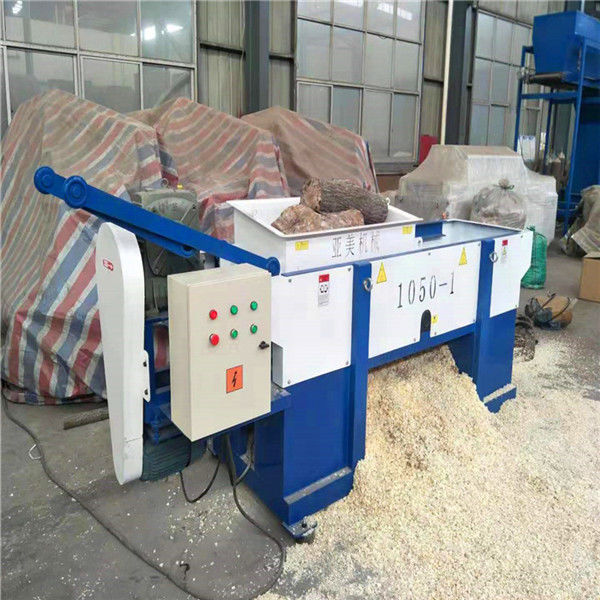 3.3*1.1*1.6m 3600r/M 300KG/H Small Wood Shaving Machine